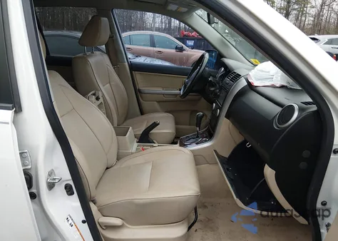 2013 Suzuki Grand Vitara Limited z USA, uszkodzony, nr VIN JS3TD0D75D4100099